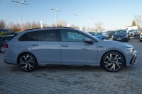 VW Golf Variant R-Line 1.5 eTSI DSG