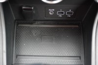 Renault Captur 1.6 Hybrid Intens