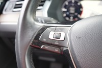 VW Passat Variant 2.0 TDI DSG 4Motion R-Line
