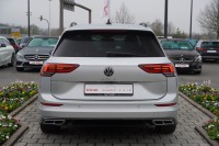 VW Golf VIII Variant 2.0 TDI R-Line