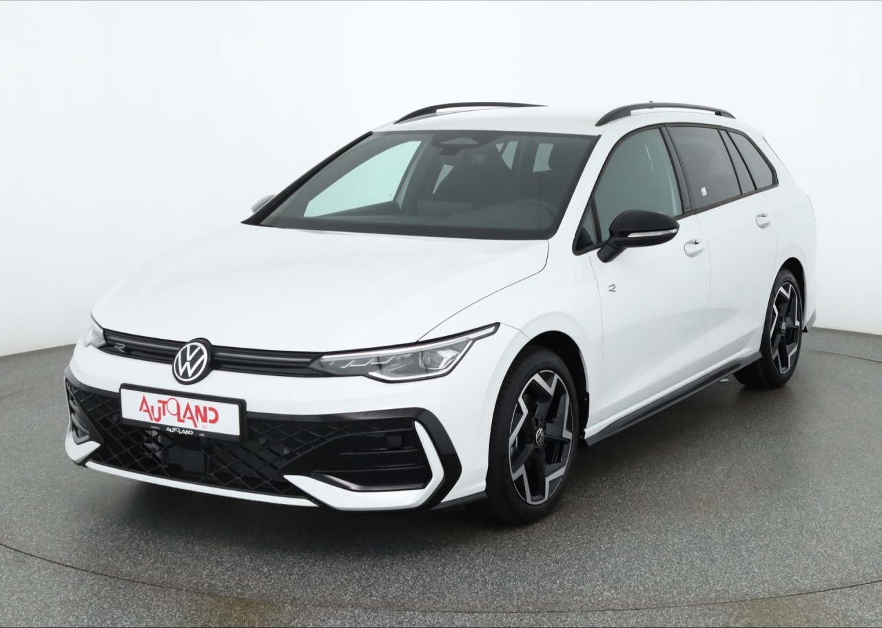 VW Golf VIII Variant 1.5 eTSI R-Line DSG