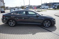 VW Arteon 2.0 R-Line