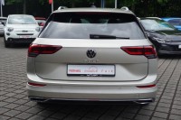 VW Golf VIII Variant 1.0 eTSI DSG