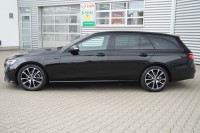 Mercedes-Benz E 200 E220d T Avantgarde