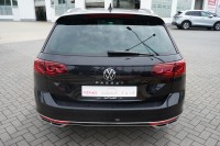 VW Passat Variant 2.0 TSI DSG R-Line
