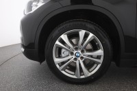 BMW X1 18i Sport Line