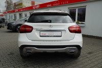 Mercedes-Benz GLA 180 Urban