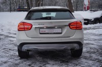Mercedes-Benz GLA 200 d