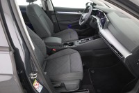 VW Golf VIII Variant 2.0 TDI DSG Life