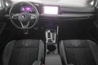 VW Golf VIII Variant 2.0 TSI DSG R-Line