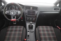 VW Golf VII 2.0 GTI Performance