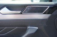 VW Passat Variant 2.0 TDI Elegance R-Line
