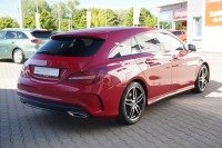 Mercedes-Benz CLA 220 4-Matic AMG Line