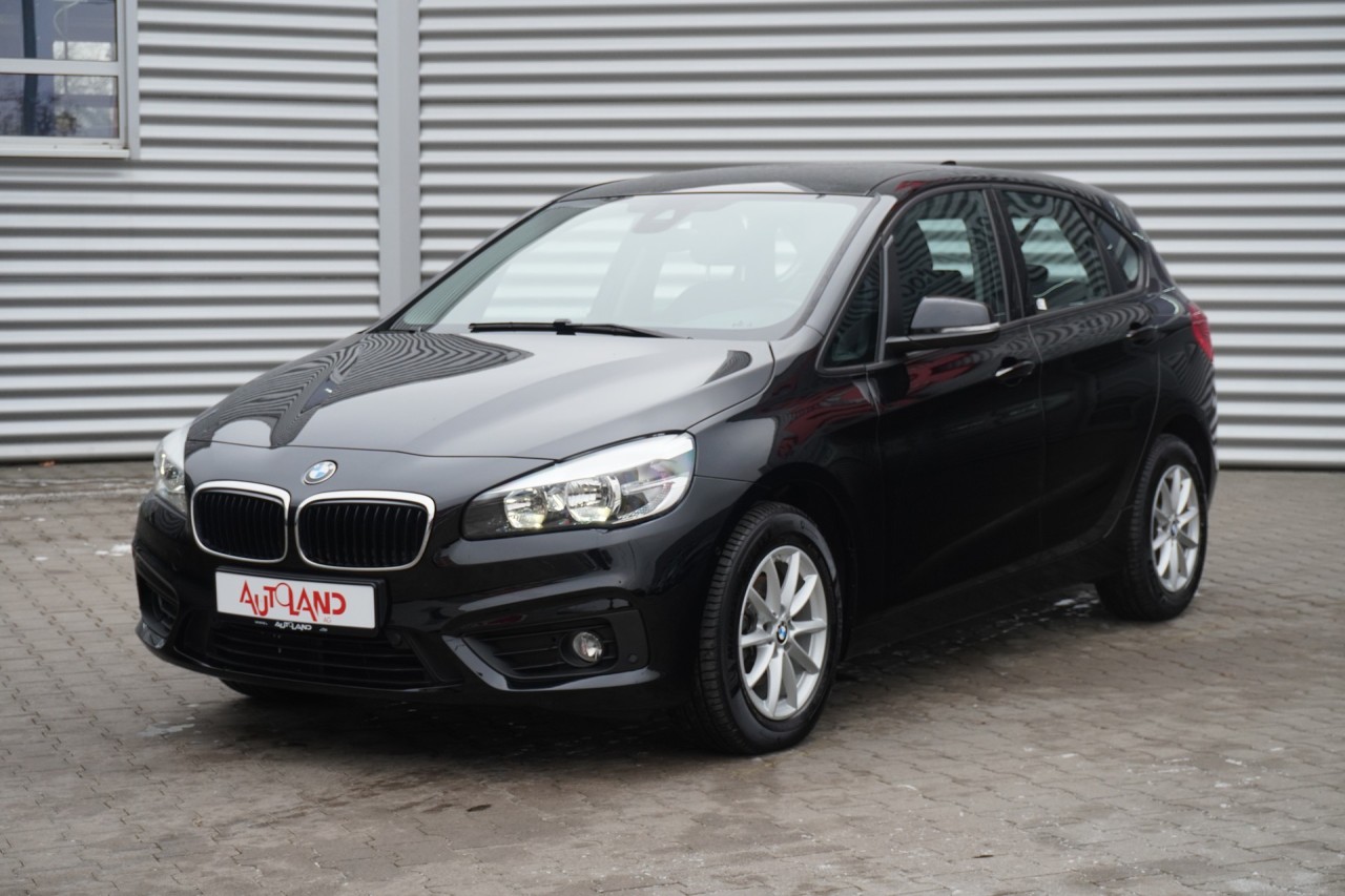 BMW 216 i Advantage