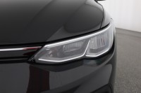 VW Golf VIII Variant 1.5 TSI