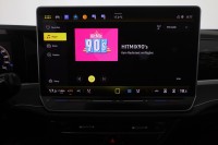 VW Passat Variant 1.5 eTSI DSG
