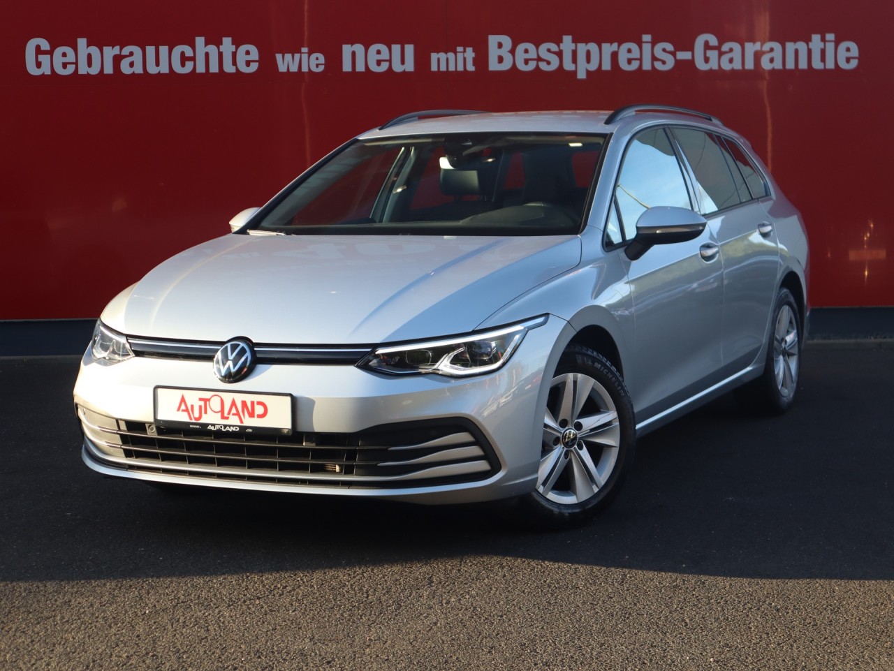 VW Golf VIII Variant Life1.5 eTSI DSG