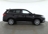 Mitsubishi Outlander 2.4 PHEV 4WD
