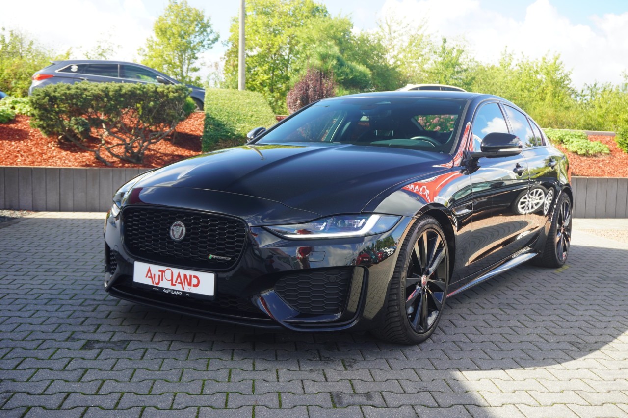 Jaguar XE 2.0 R-Dynamic SE