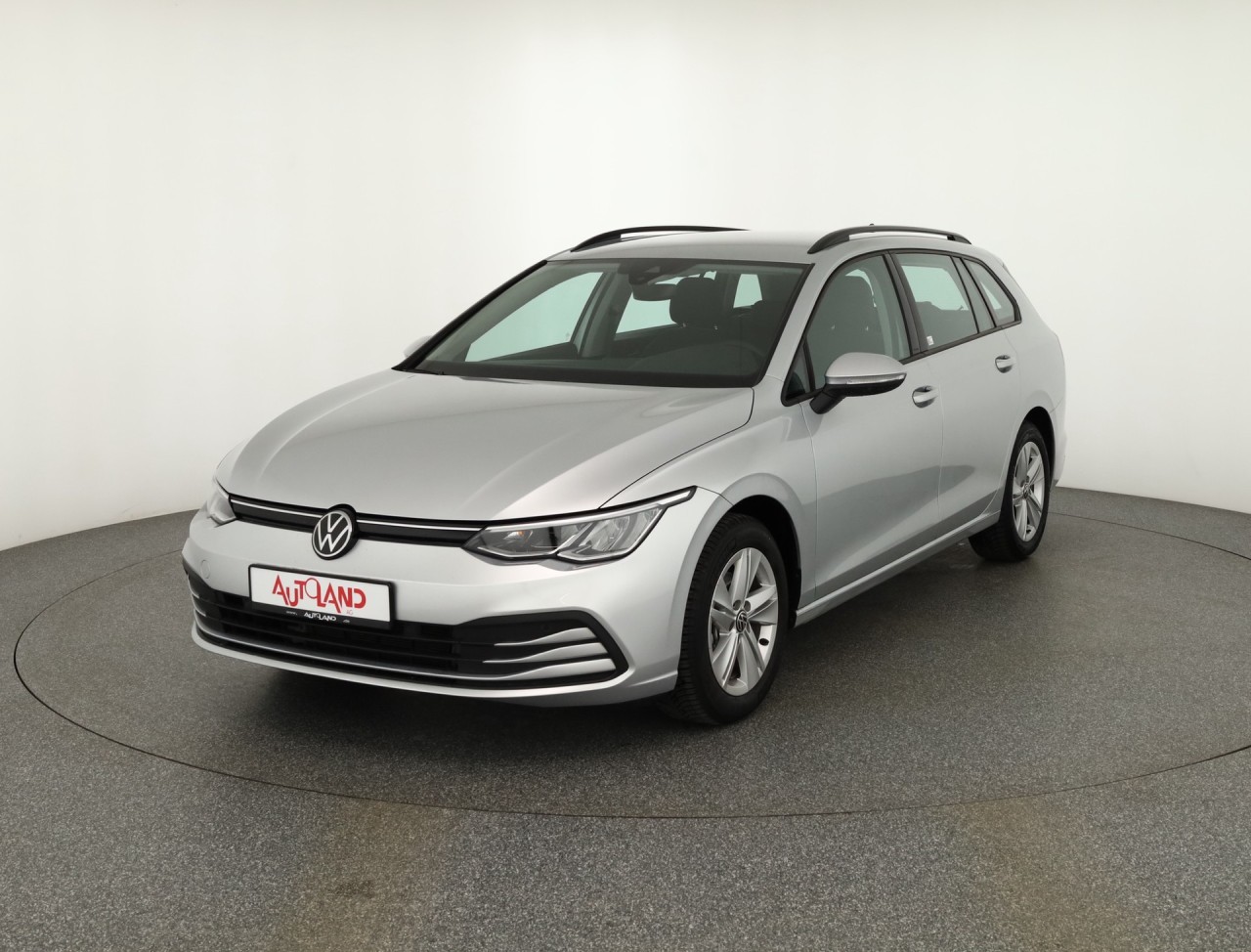 VW Golf VIII Variant 1.5 eTSI Life