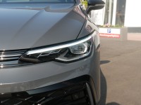 VW Golf VIII Variant 1.5 eTSI R-Line DSG