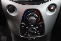 Toyota Aygo AYGO 1.0 x-play Team D