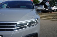 VW Passat Variant 2.0 TDI Elegance R-Line