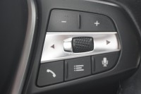 BMW 320 i xDrive Advantage