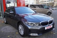 BMW 318 318d Touring Advantage Aut.