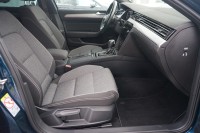 VW Passat Variant Var. 2.0 TDI R-Line