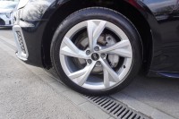 Audi A4 Quattro Avant 40 2.0 TDI quattro S line