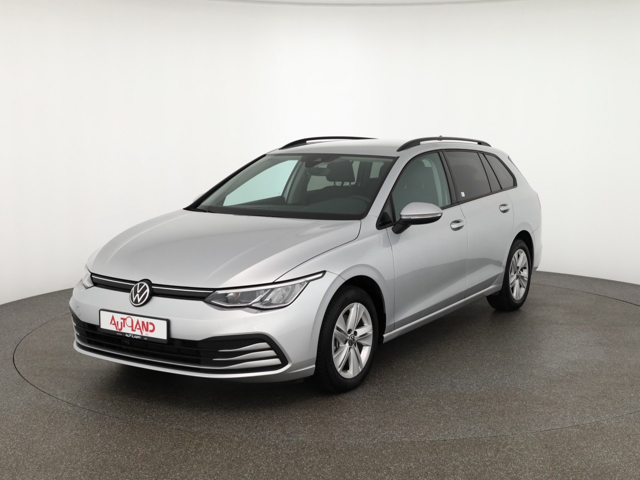 VW Golf VIII Variant 1.0 TSI