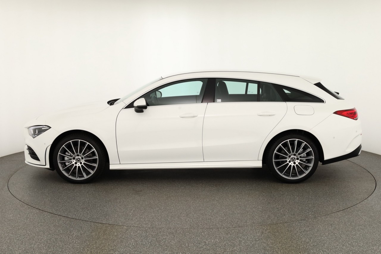 Mercedes-Benz Shooting Brake CLA 250 e AMG Line
