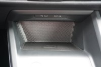 VW Golf VIII 1.5 16V TSI R-Line