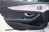 Mercedes-Benz E 200 E200 4Matic T-Modell Avantgarde
