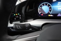 VW Golf VIII Variant 1.5 TSI Life