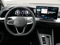 VW Golf VIII Variant 1.5 TSI DSG
