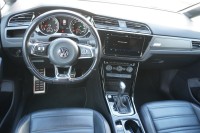 VW Touran 1.5 TSI R-Line