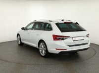 Skoda Superb Combi 2.0 TDI DSG Premium