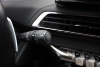 Peugeot 3008 1.6 Plug-In Hybrid 300 4wd Aut.