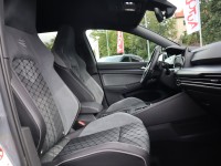 VW Golf VIII Variant 2.0 TDI R-Line