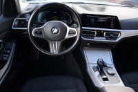 BMW 330 e Advantage