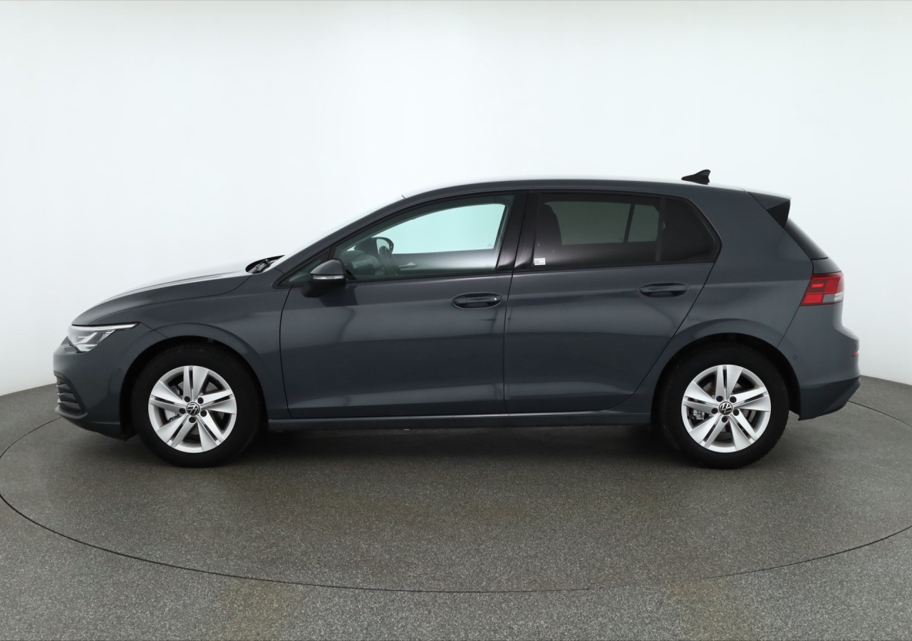 VW Golf VIII 1.5 eTSI DSG Life