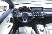 Mercedes-Benz A 200 A200 AMG Line