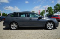 VW Golf VIII Variant Life eTSI