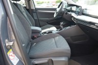 VW Golf VIII 1.0 TSI