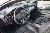 Mercedes-Benz CLA 180 Score