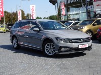 VW Passat Variant 1.5 TSI Business R-line