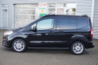 Ford Tourneo Courier 1.5 TDCi Titanium