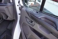 Ford Transit Custom L1 9-Sitzer